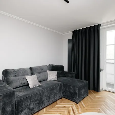 Urban Apartament *